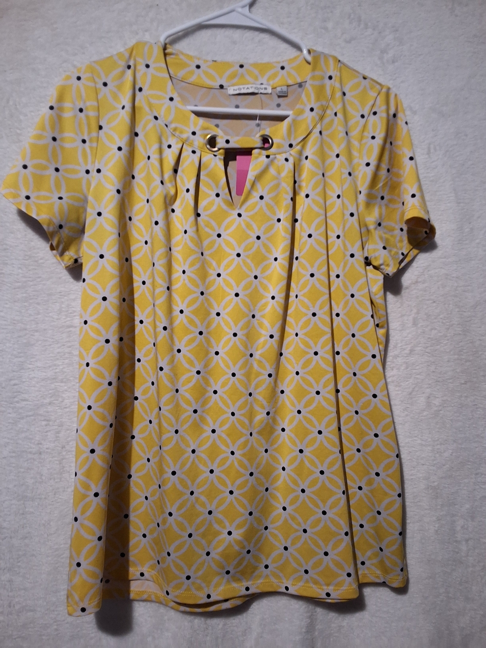 NOTATIONS Yellow White Geometric Short Sleeve Top with Grommet Detail